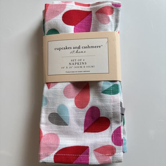 CUPCAKES and CASHMERE Valentine's Day RED Pink Heart Fabric 18" NAPKINS Set of 4 - Picture 1 of 5